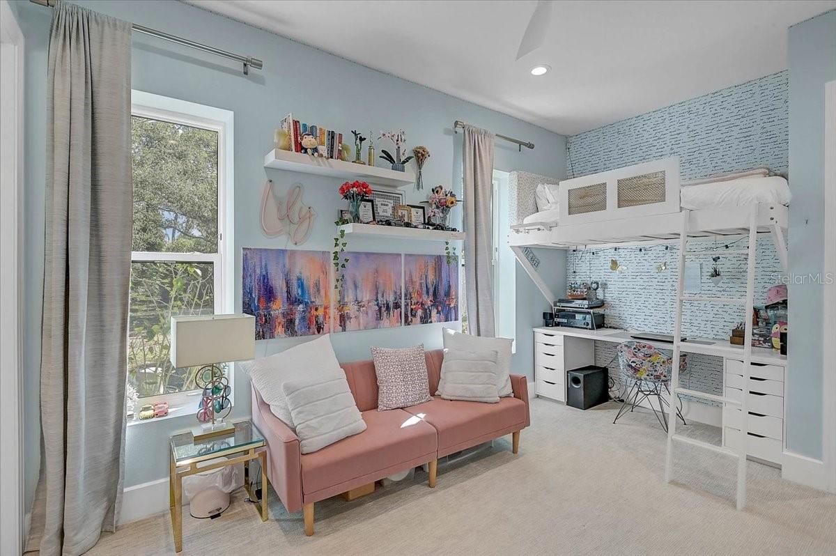 Image 29 of 53 For 960 Highland Circle