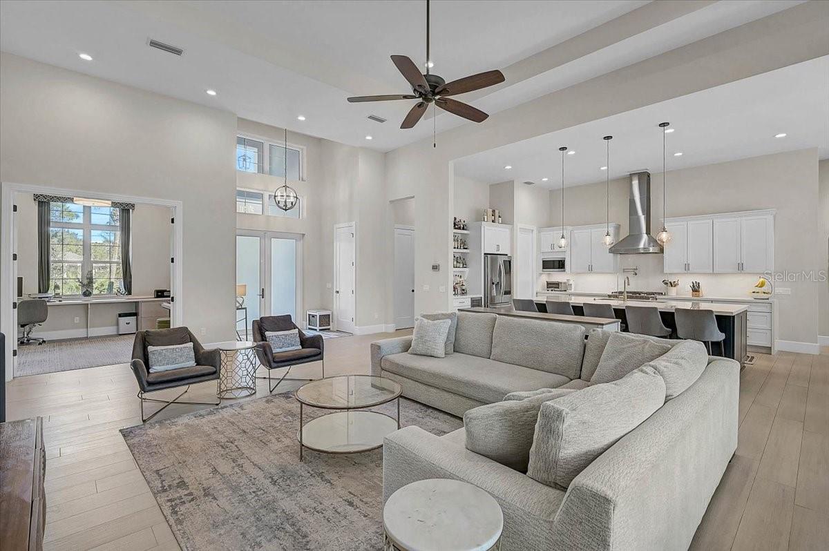 Image 6 of 53 For 960 Highland Circle