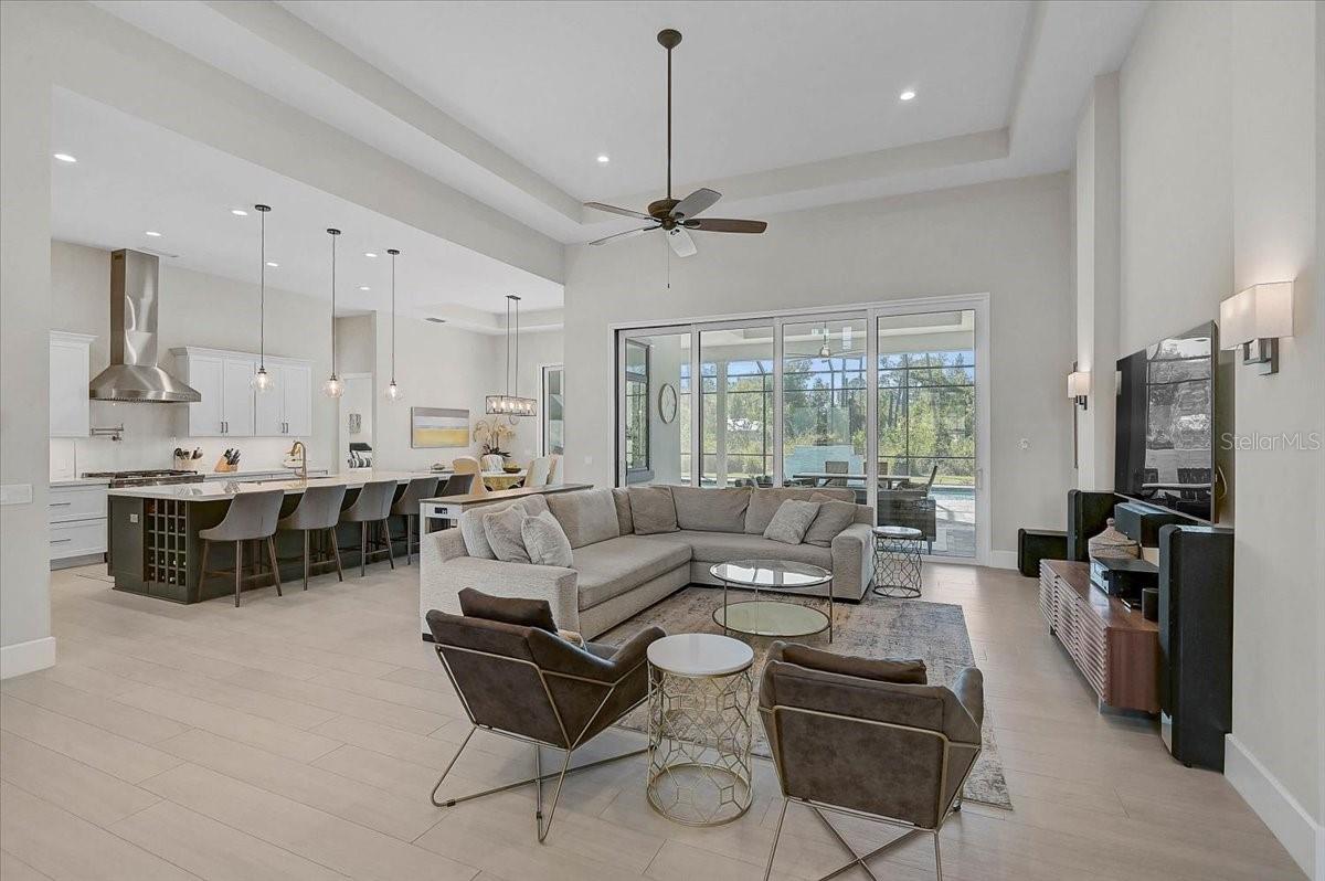 Image 8 of 53 For 960 Highland Circle