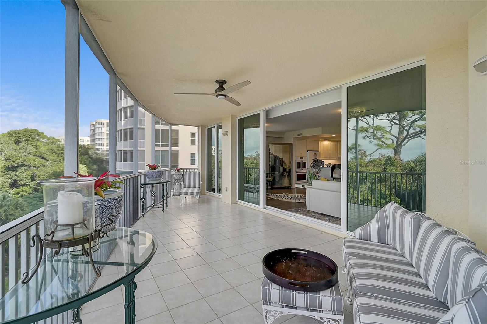 Image 31 of 62 For 385 N Point Road 304