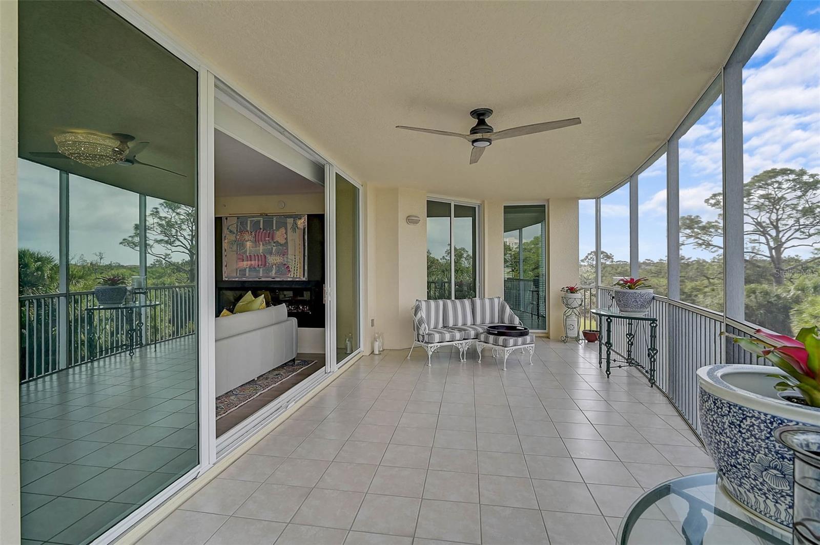 Image 33 of 62 For 385 N Point Road 304