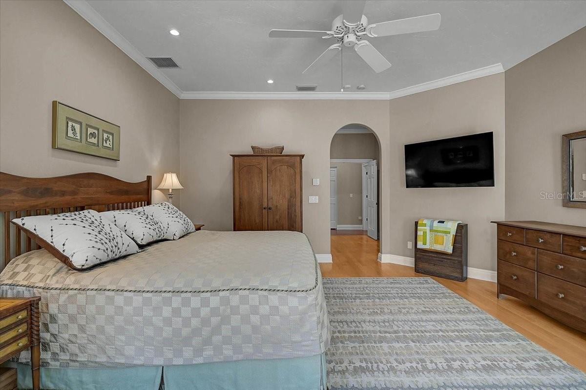 Image 22 of 74 For 25 Sugar Mill Drive