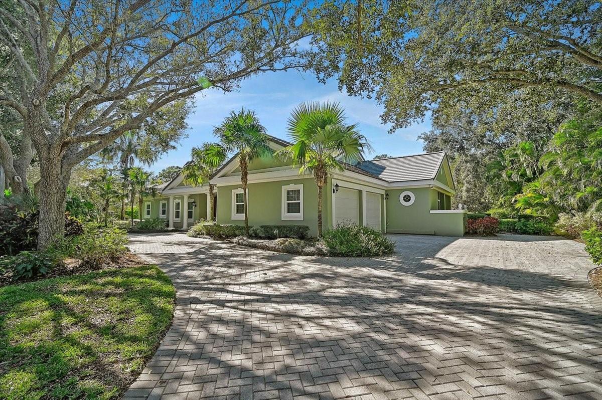 Image 48 of 74 For 25 Sugar Mill Drive