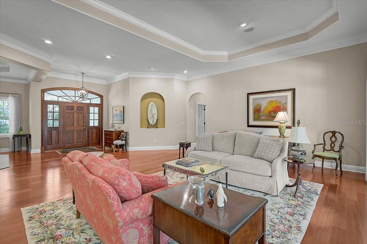 Image 7 of 74 For 25 Sugar Mill Drive