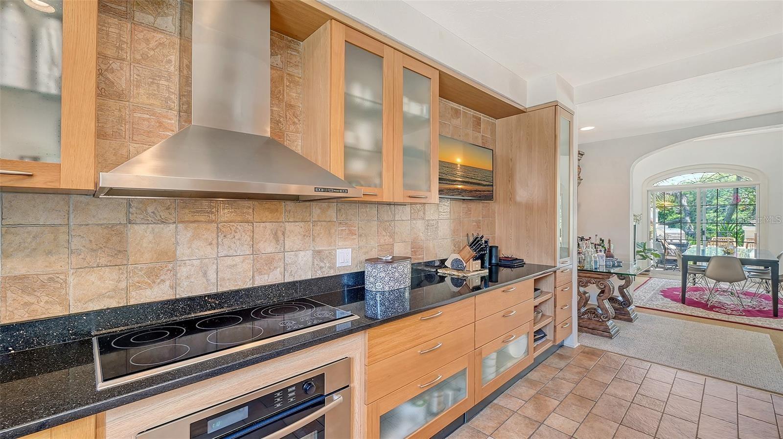 Image 22 of 69 For 33 Bishops Court Road 118