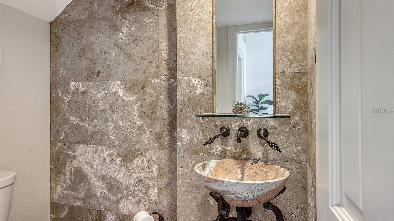 Image 23 of 69 For 33 Bishops Court Road 118