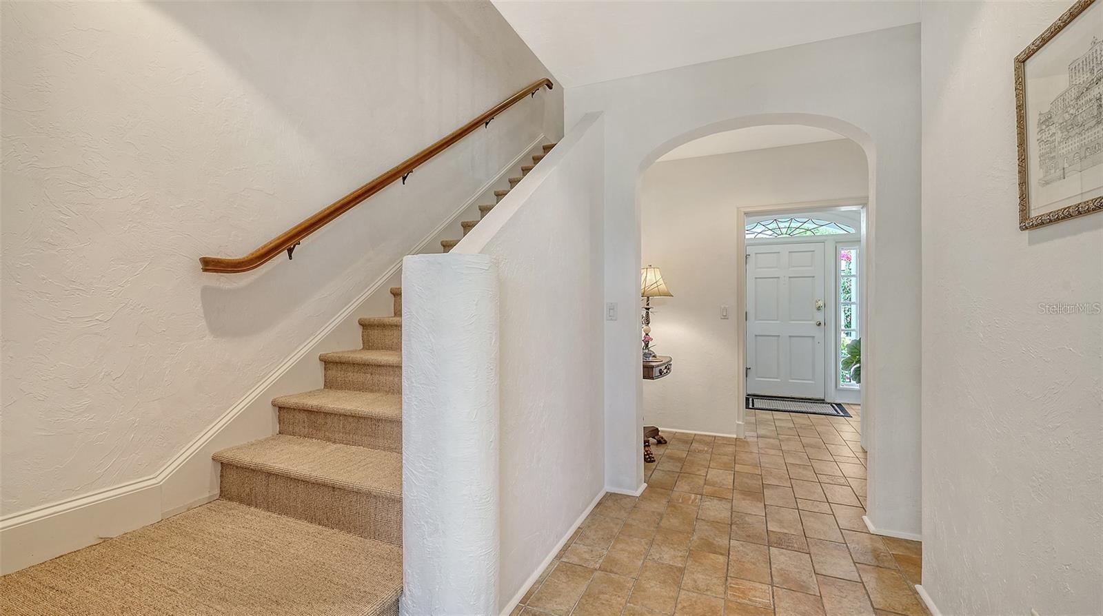 Image 24 of 69 For 33 Bishops Court Road 118