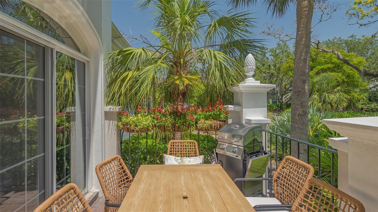 Image 34 of 69 For 33 Bishops Court Road 118