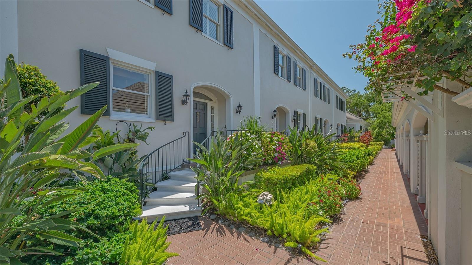 Image 39 of 69 For 33 Bishops Court Road 118