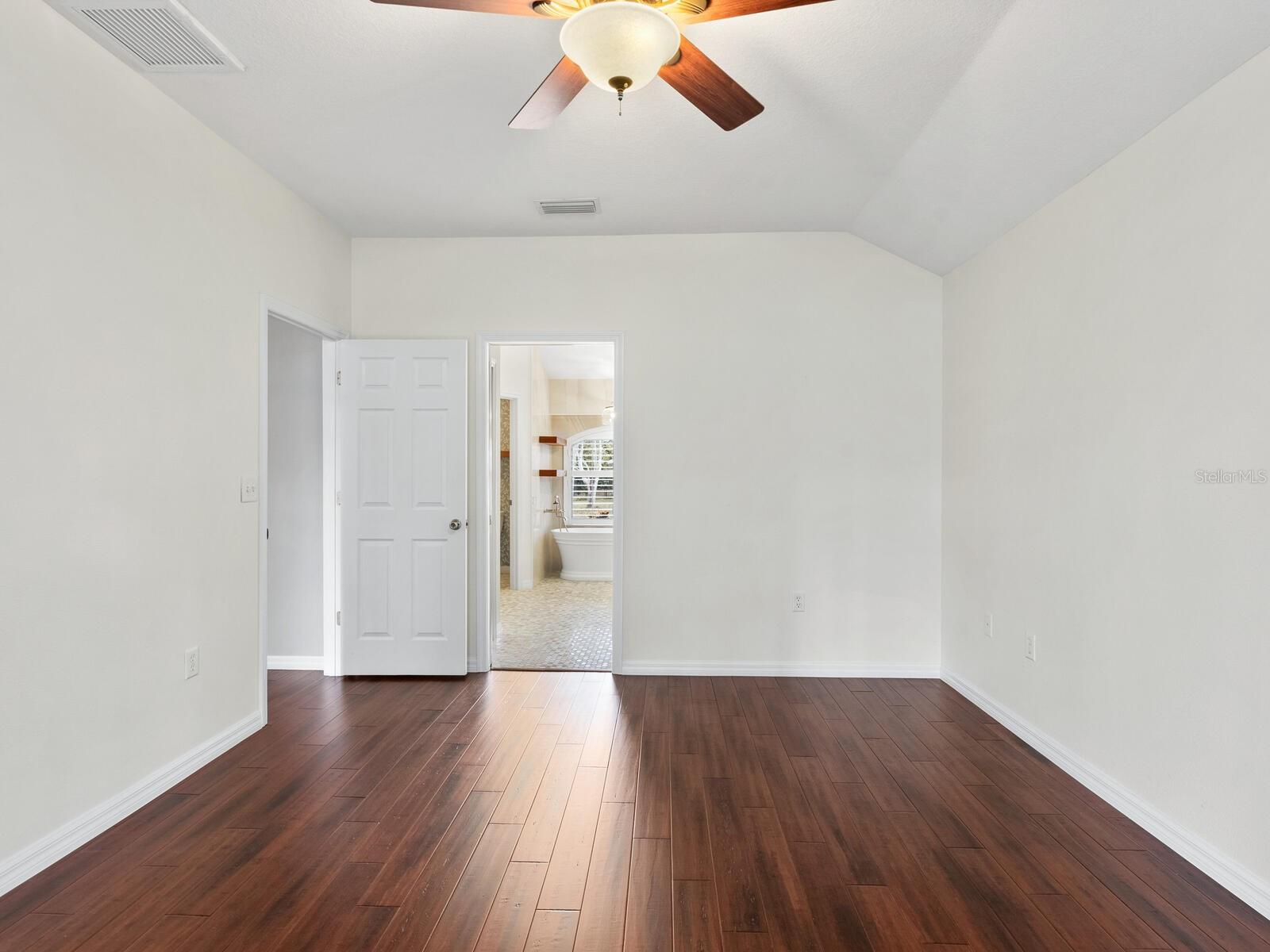 Image 22 of 36 For 3120 58th Terrace E