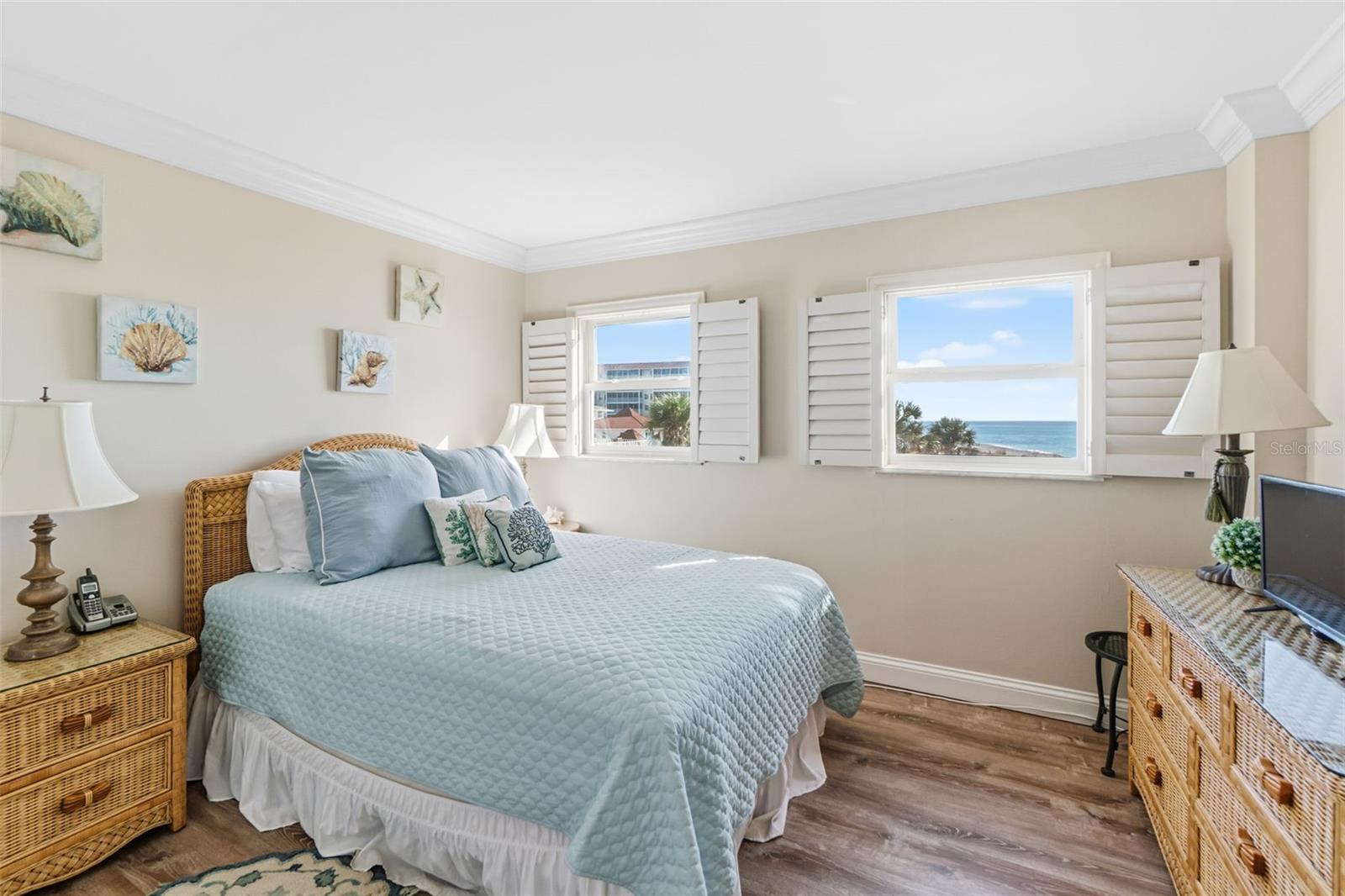 Image 22 of 35 For 1255 Tarpon Center Drive 315