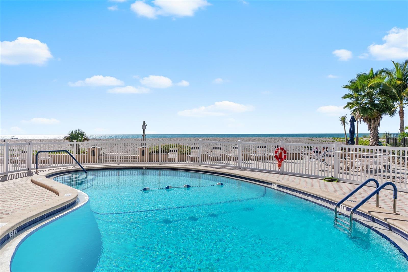 Image 27 of 35 For 1255 Tarpon Center Drive 315