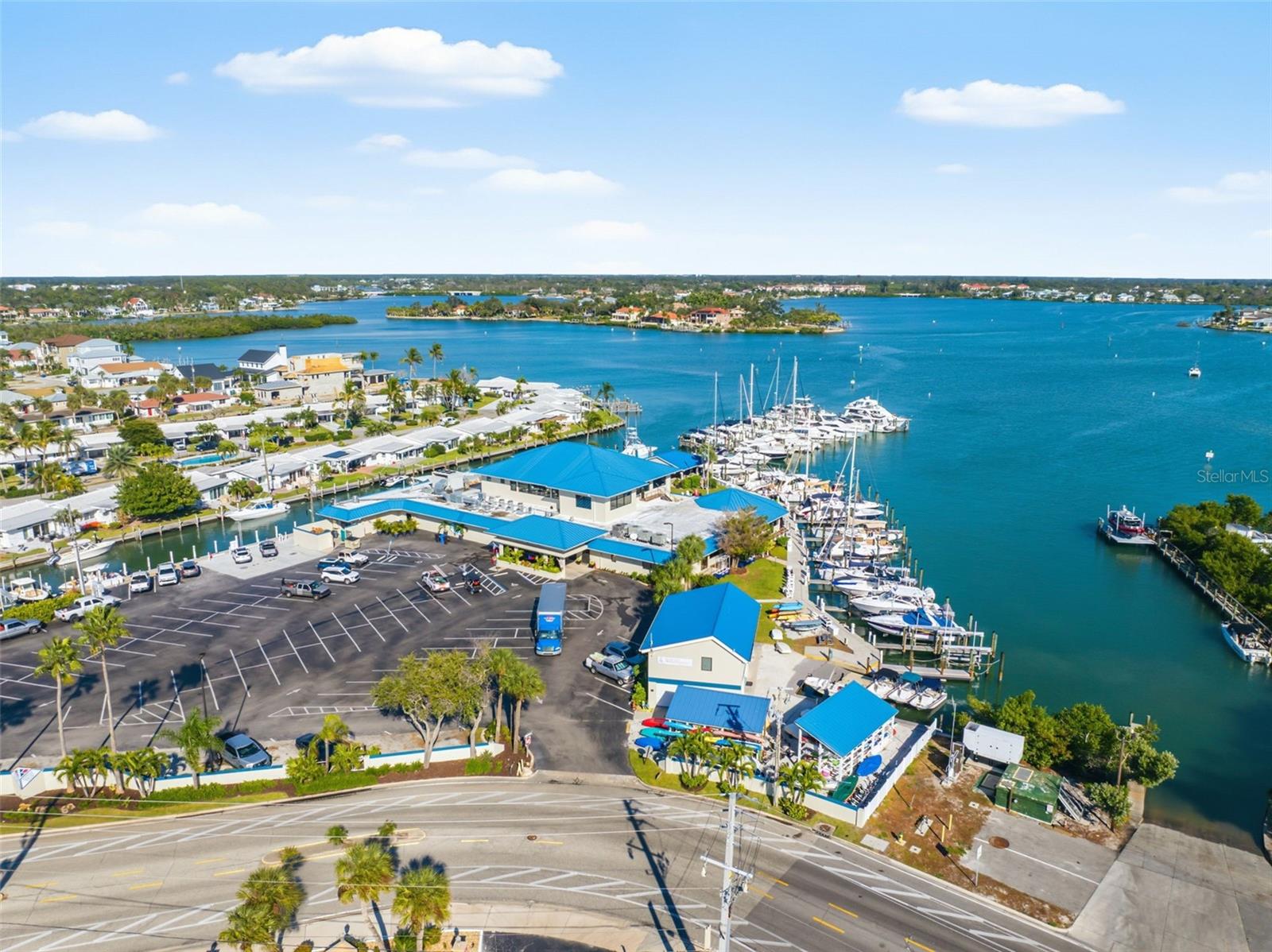 Image 32 of 35 For 1255 Tarpon Center Drive 315