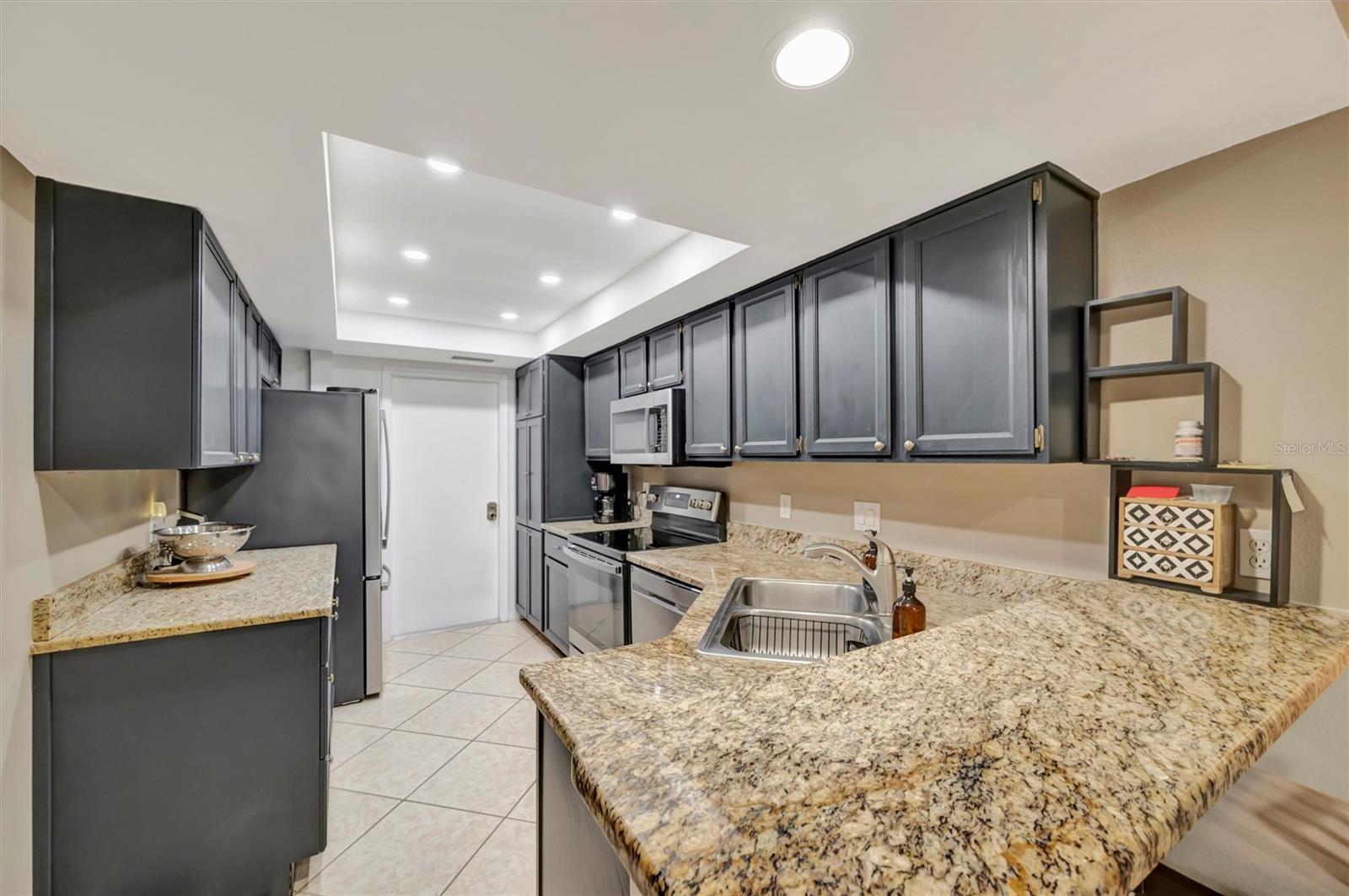 Image 21 of 65 For 1222 Golfview Woods Drive 1222