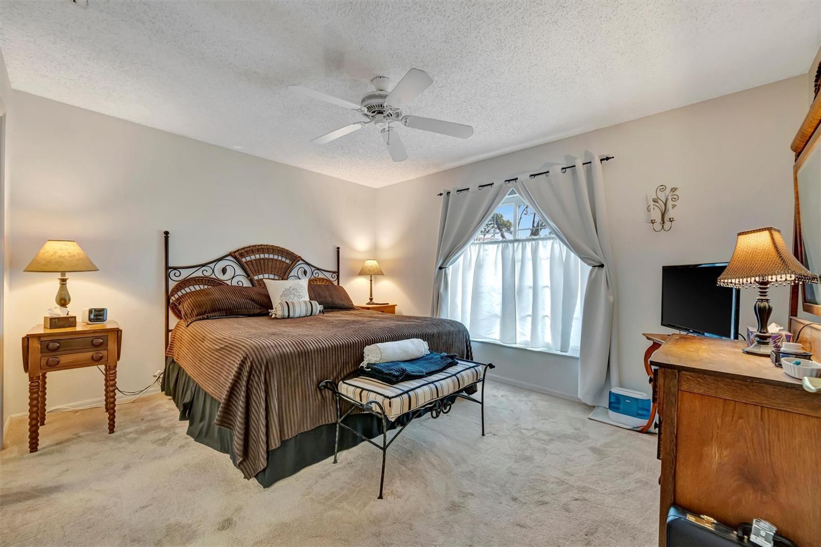 Image 34 of 65 For 1222 Golfview Woods Drive 1222