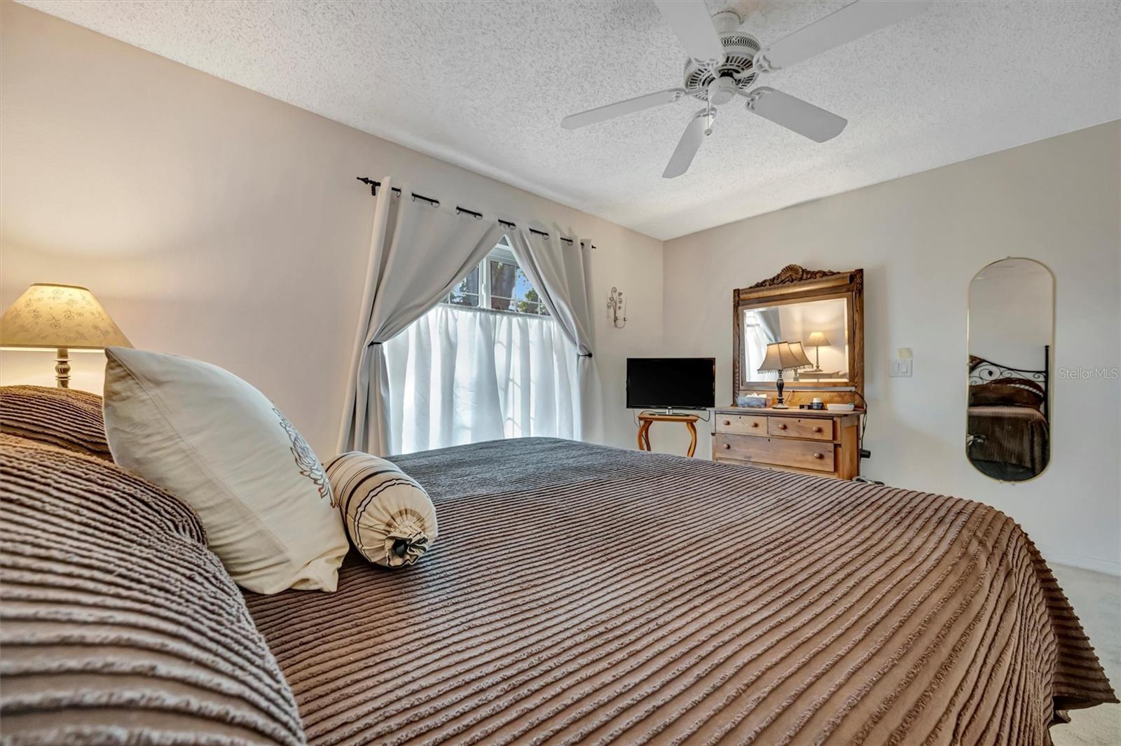 Image 35 of 65 For 1222 Golfview Woods Drive 1222