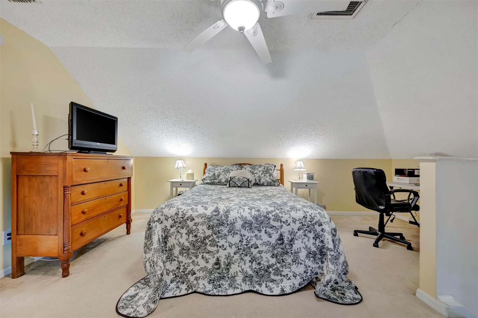 Image 40 of 65 For 1222 Golfview Woods Drive 1222