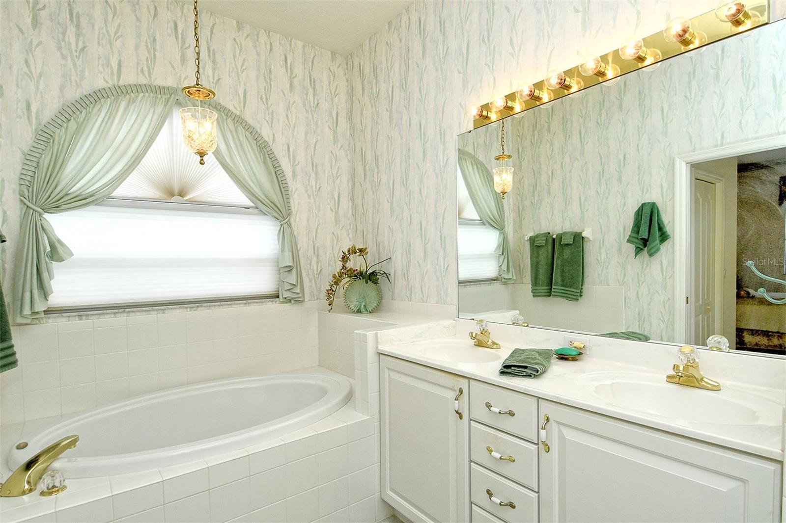 Image 29 of 72 For 4516 Legacy Court