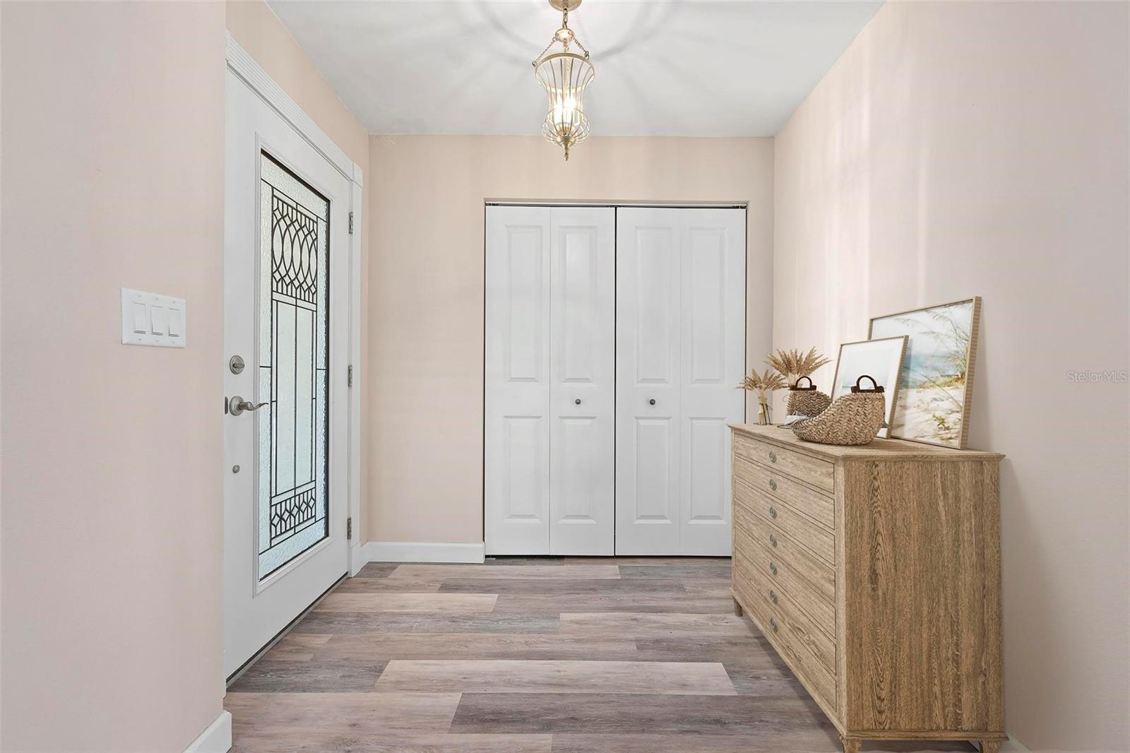 Image 6 of 48 For 6902 8th Avenue W