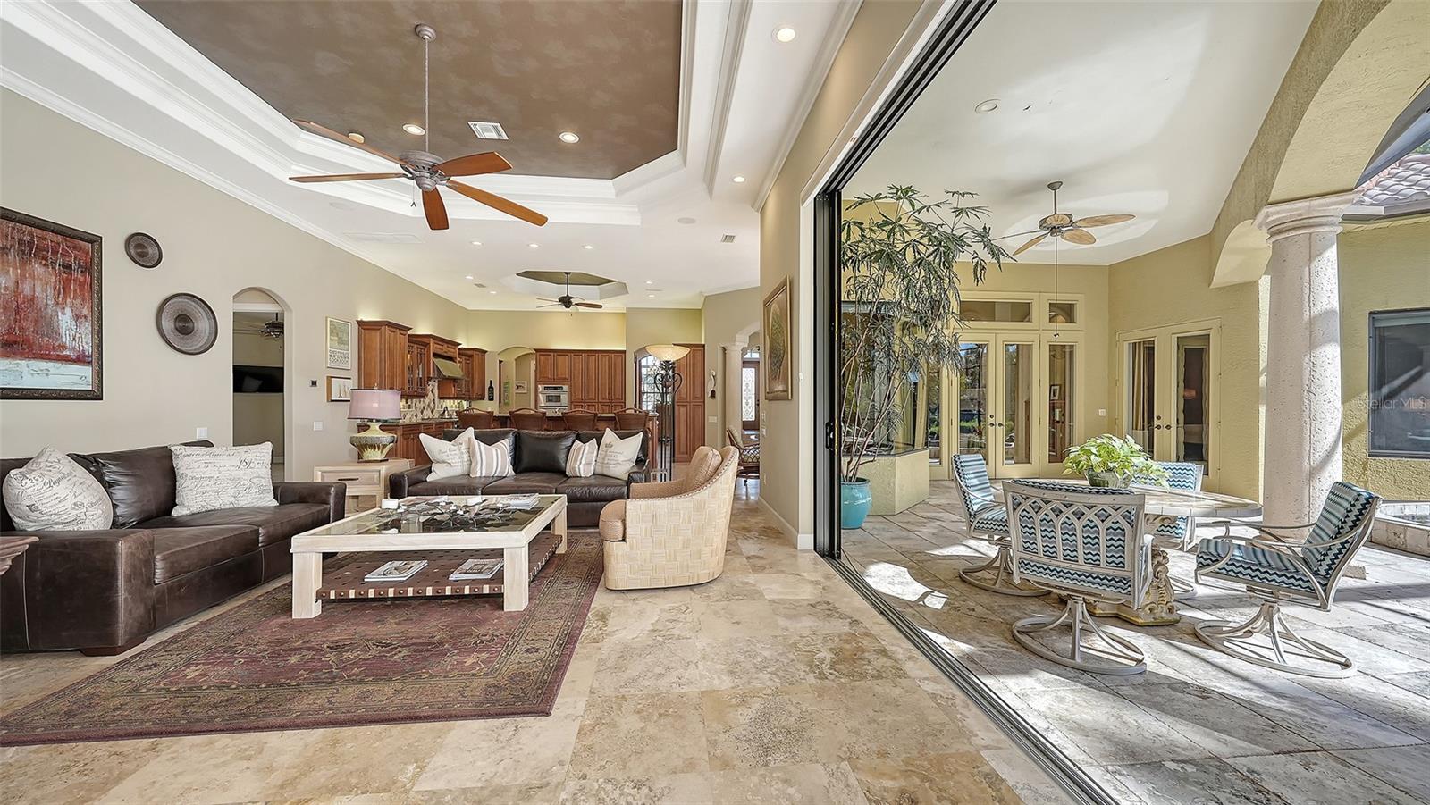 Image 21 of 68 For 8864 Enclave Court