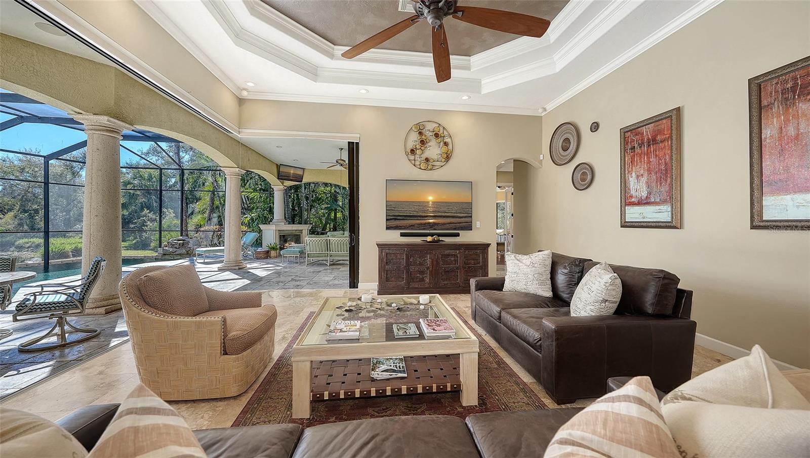 Image 23 of 68 For 8864 Enclave Court