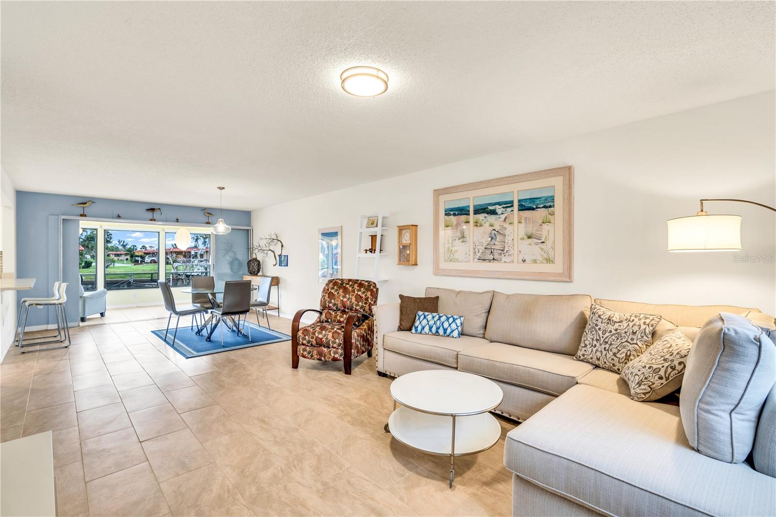 Image 11 of 41 For 3866 Catalina Drive