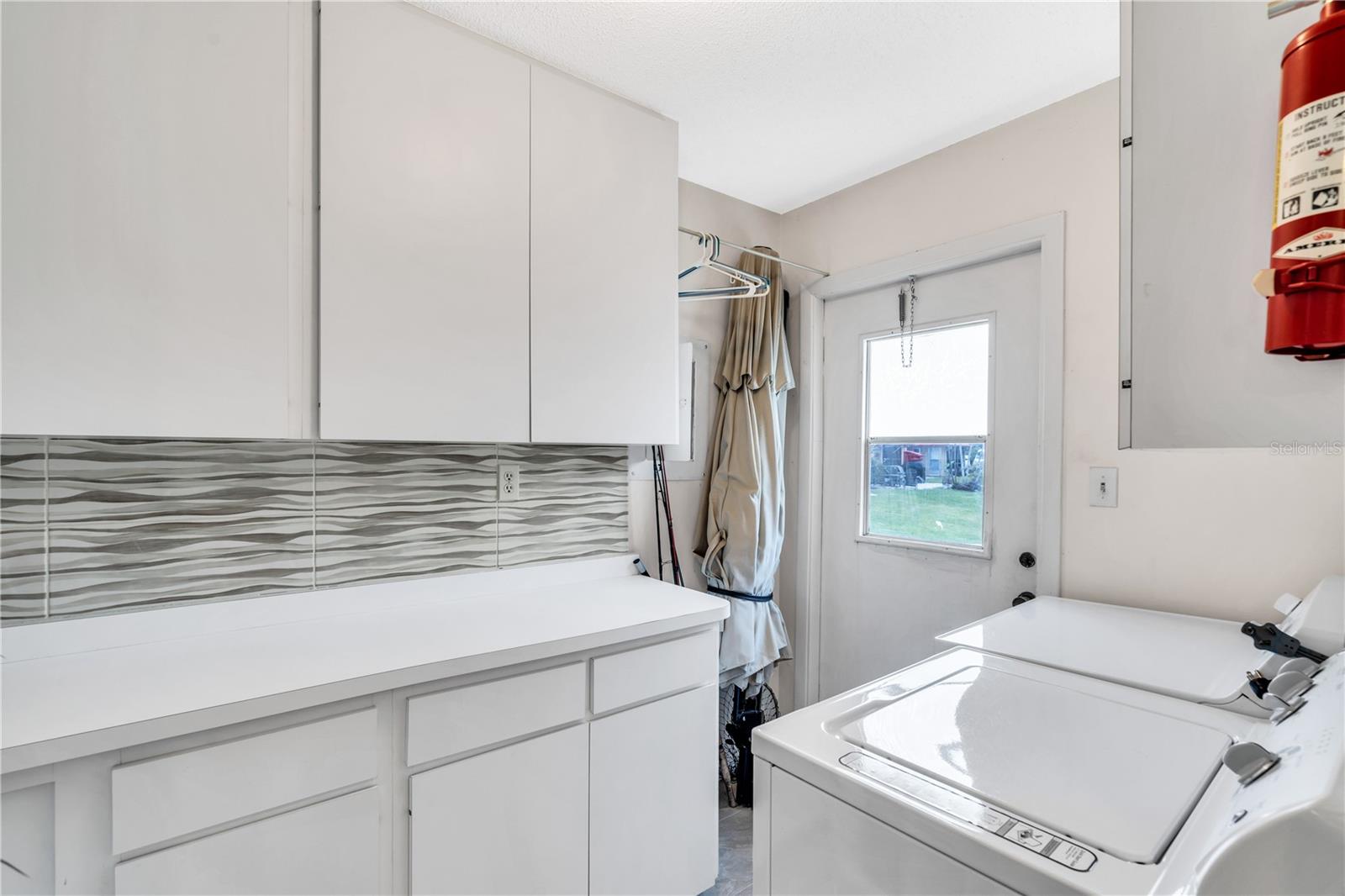 Image 22 of 41 For 3866 Catalina Drive