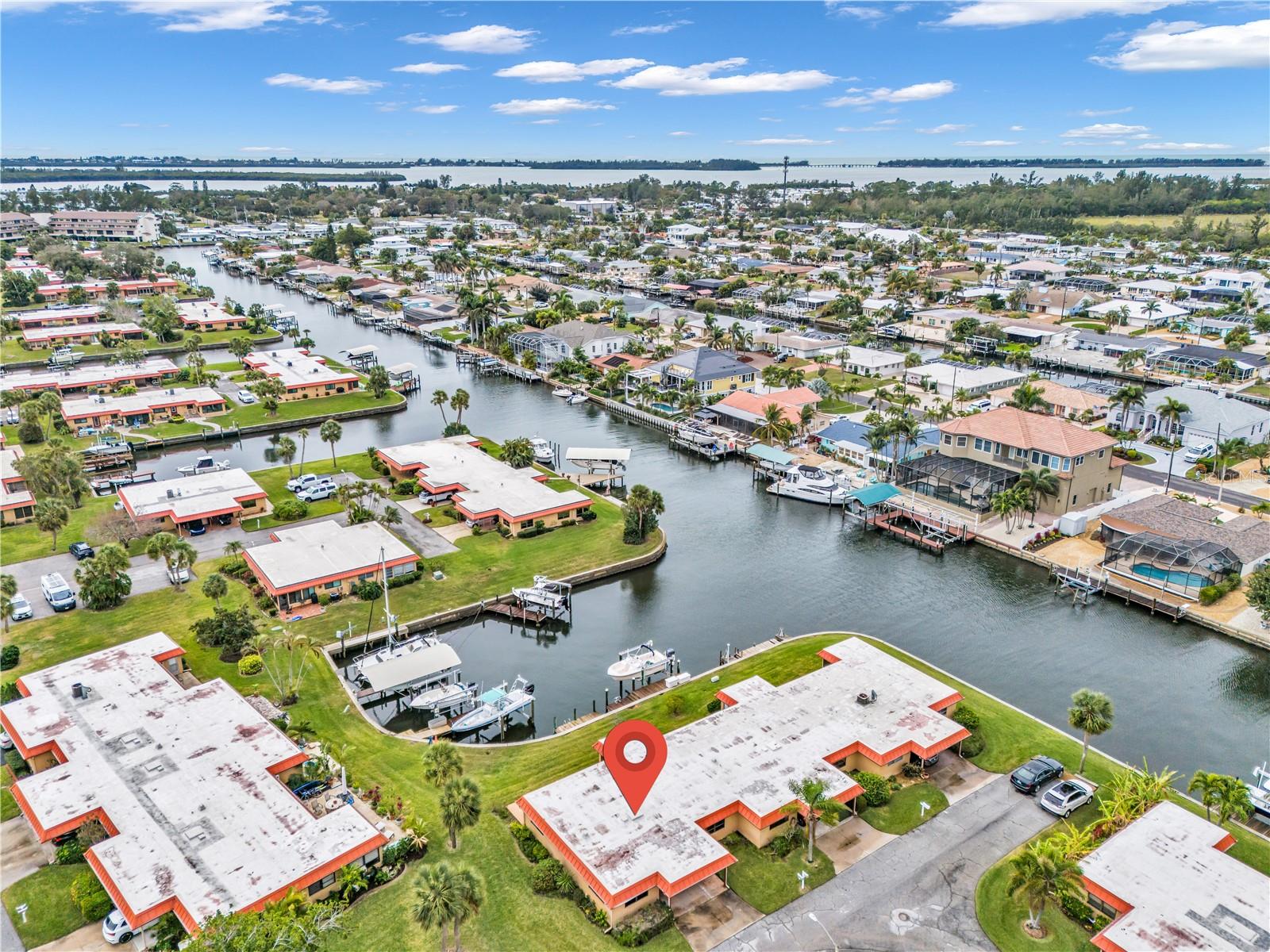 Image 3 of 41 For 3866 Catalina Drive