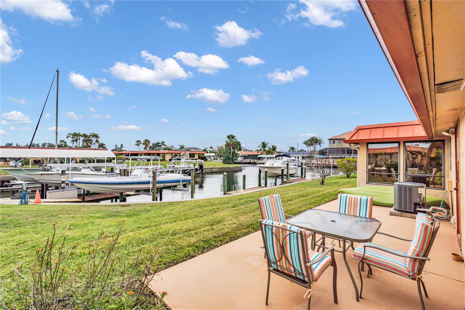 Image 5 of 41 For 3866 Catalina Drive