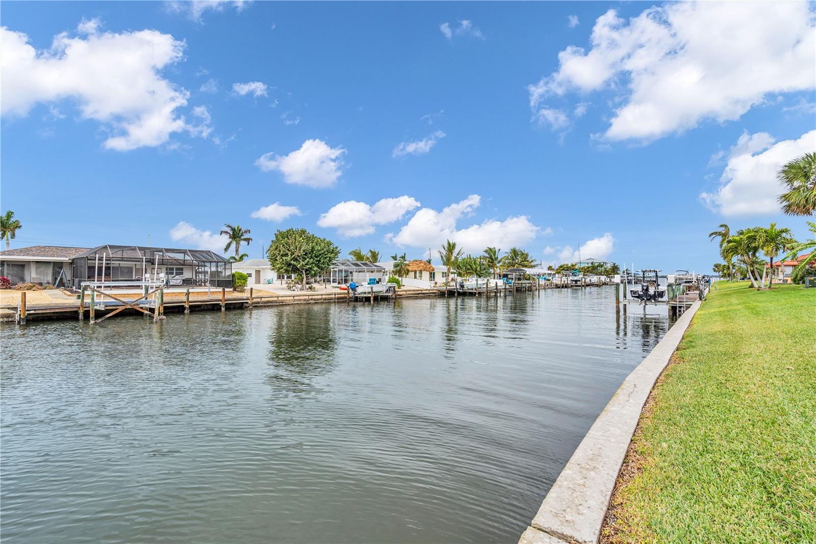 Image 8 of 41 For 3866 Catalina Drive