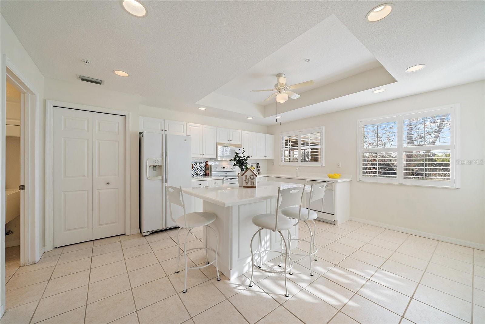 Image 8 of 50 For 6318 Grand Oak Circle 204