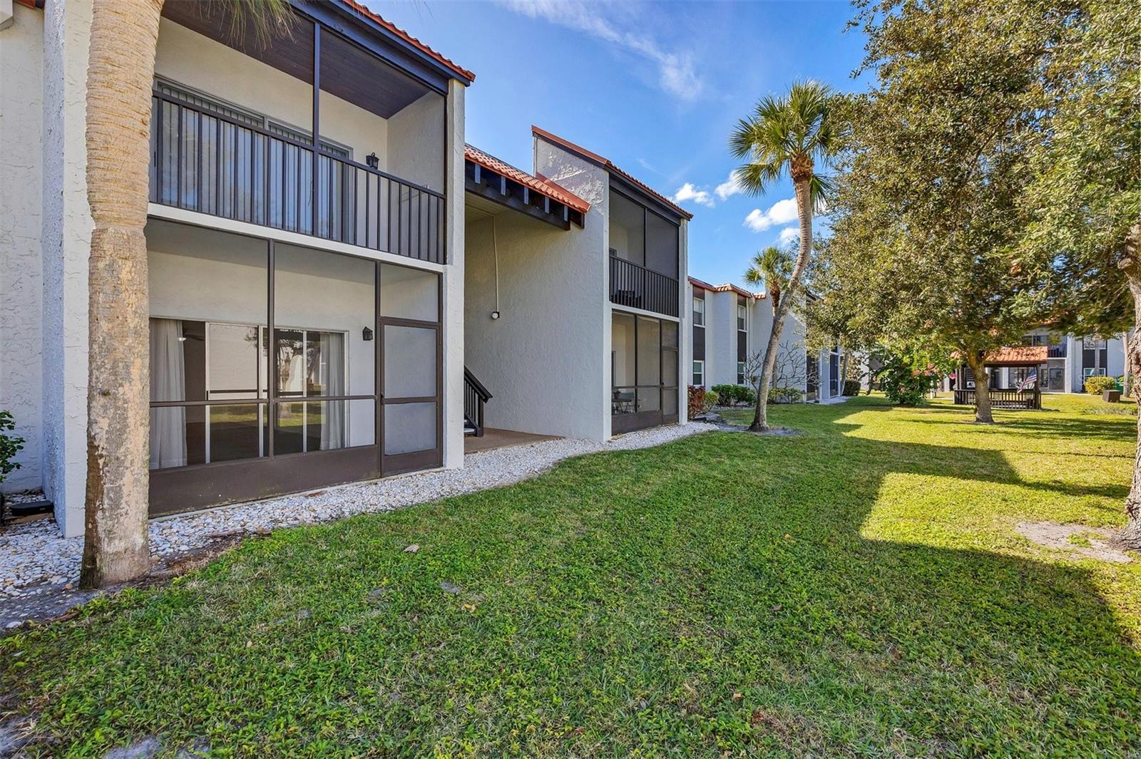 Image 20 of 31 For 3231 Beneva Road 103