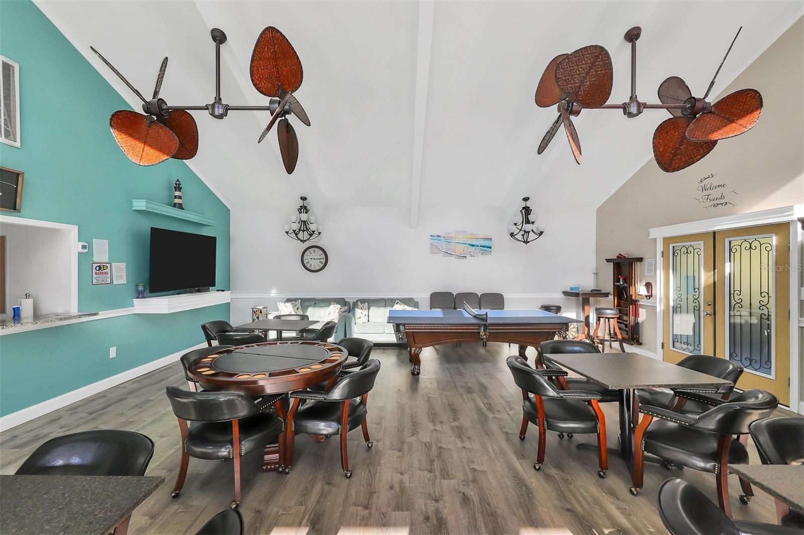 Image 23 of 31 For 3231 Beneva Road 103