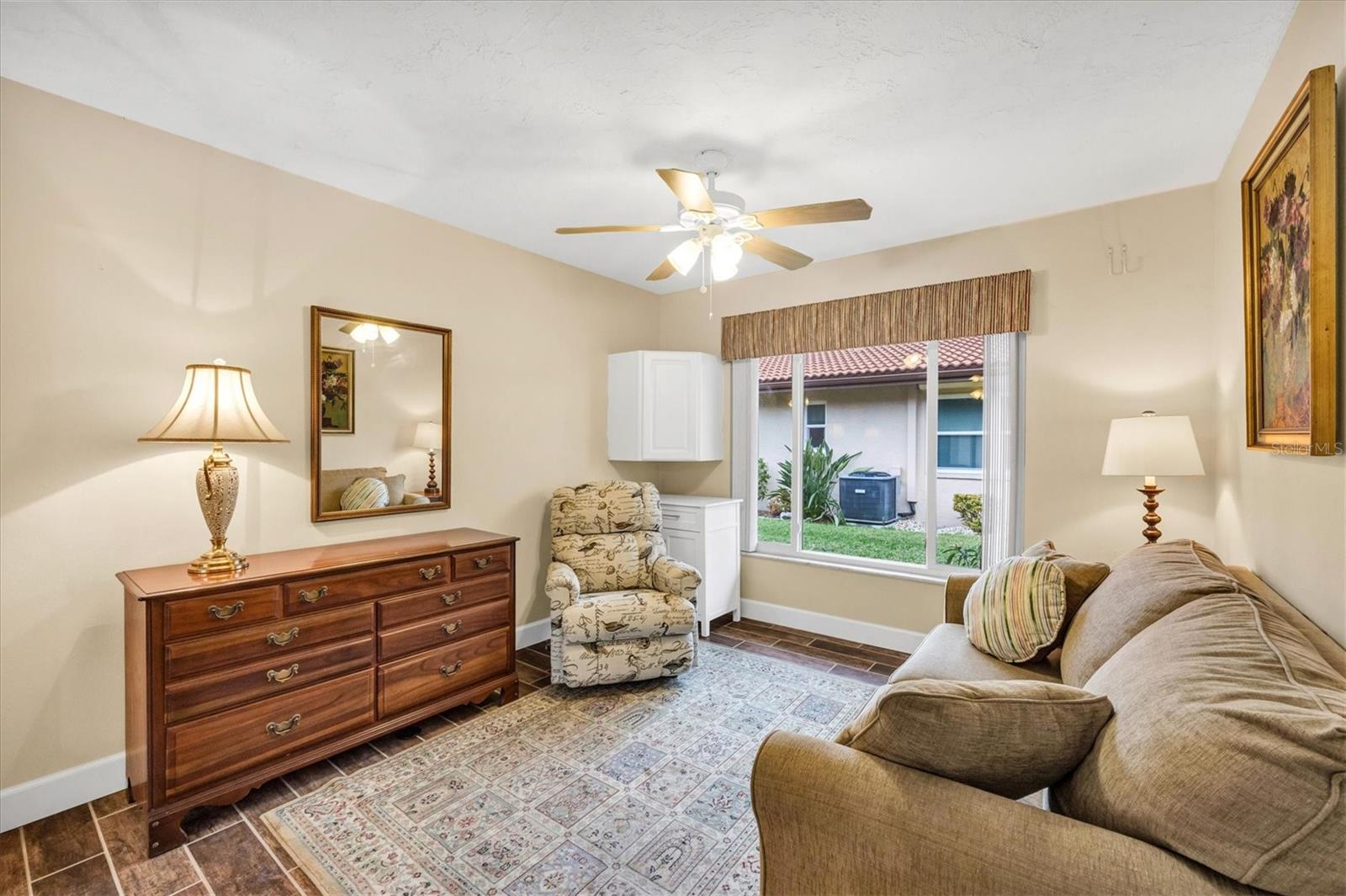 Image 14 of 38 For 6416 Mercer Road