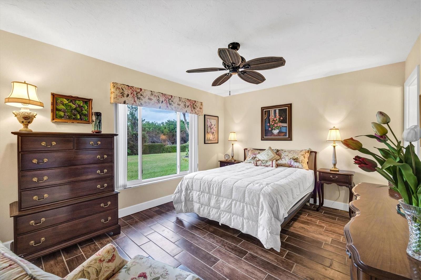 Image 15 of 38 For 6416 Mercer Road