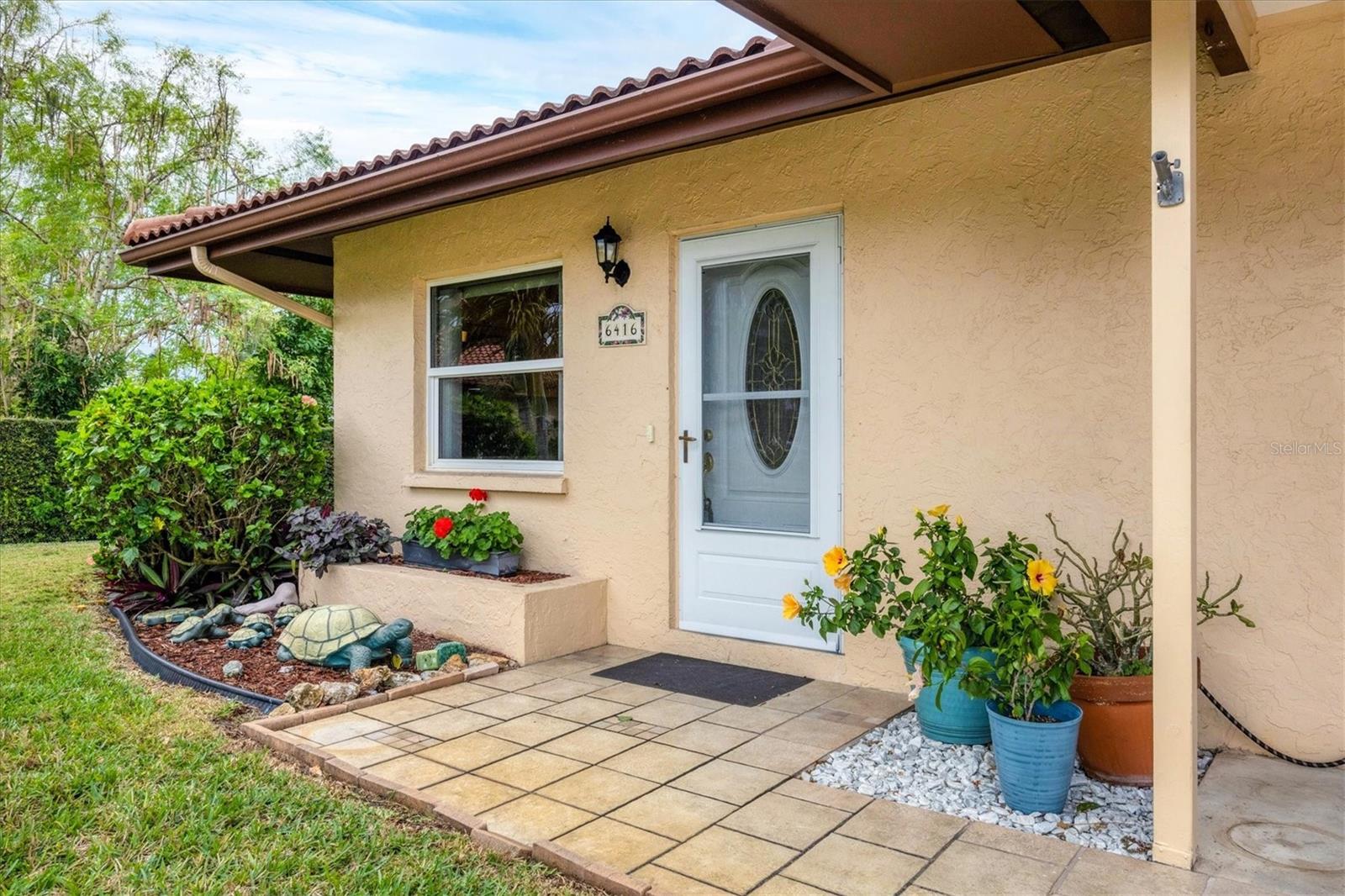 Image 3 of 38 For 6416 Mercer Road