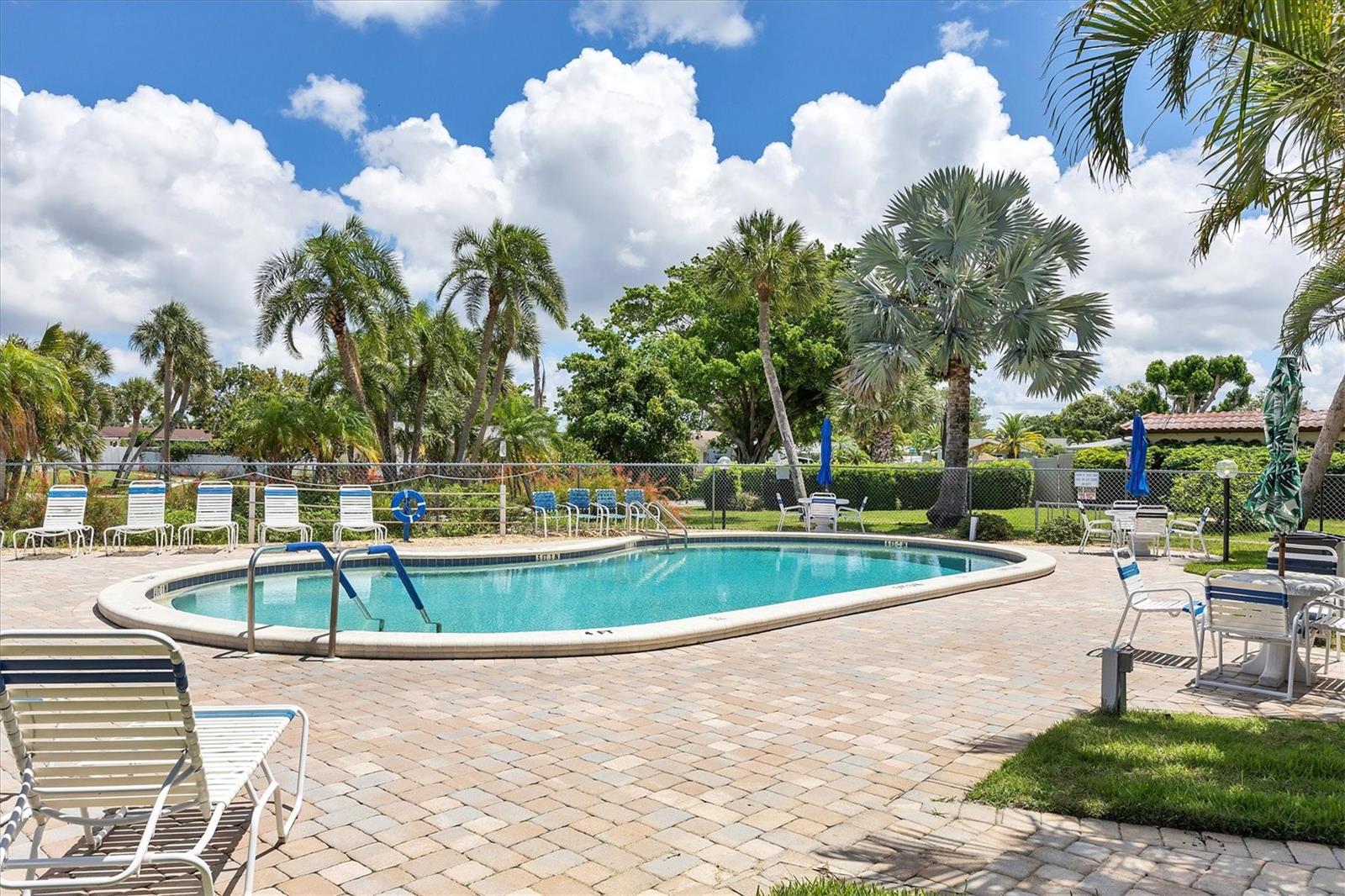 Image 32 of 38 For 6416 Mercer Road