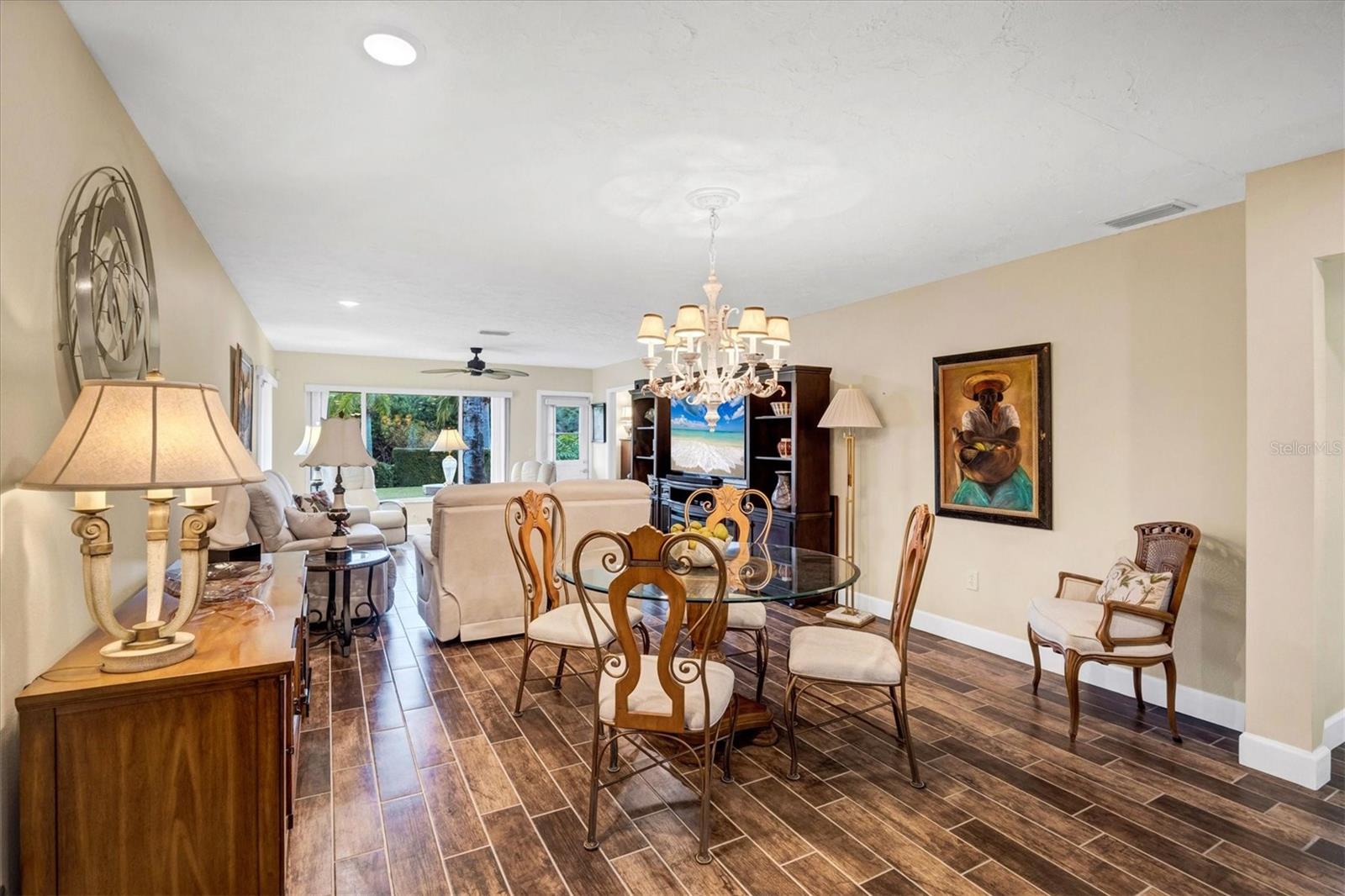 Image 9 of 38 For 6416 Mercer Road