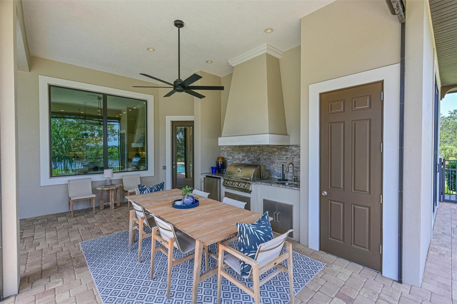 Image 32 of 57 For 11807 Rive Isle Run