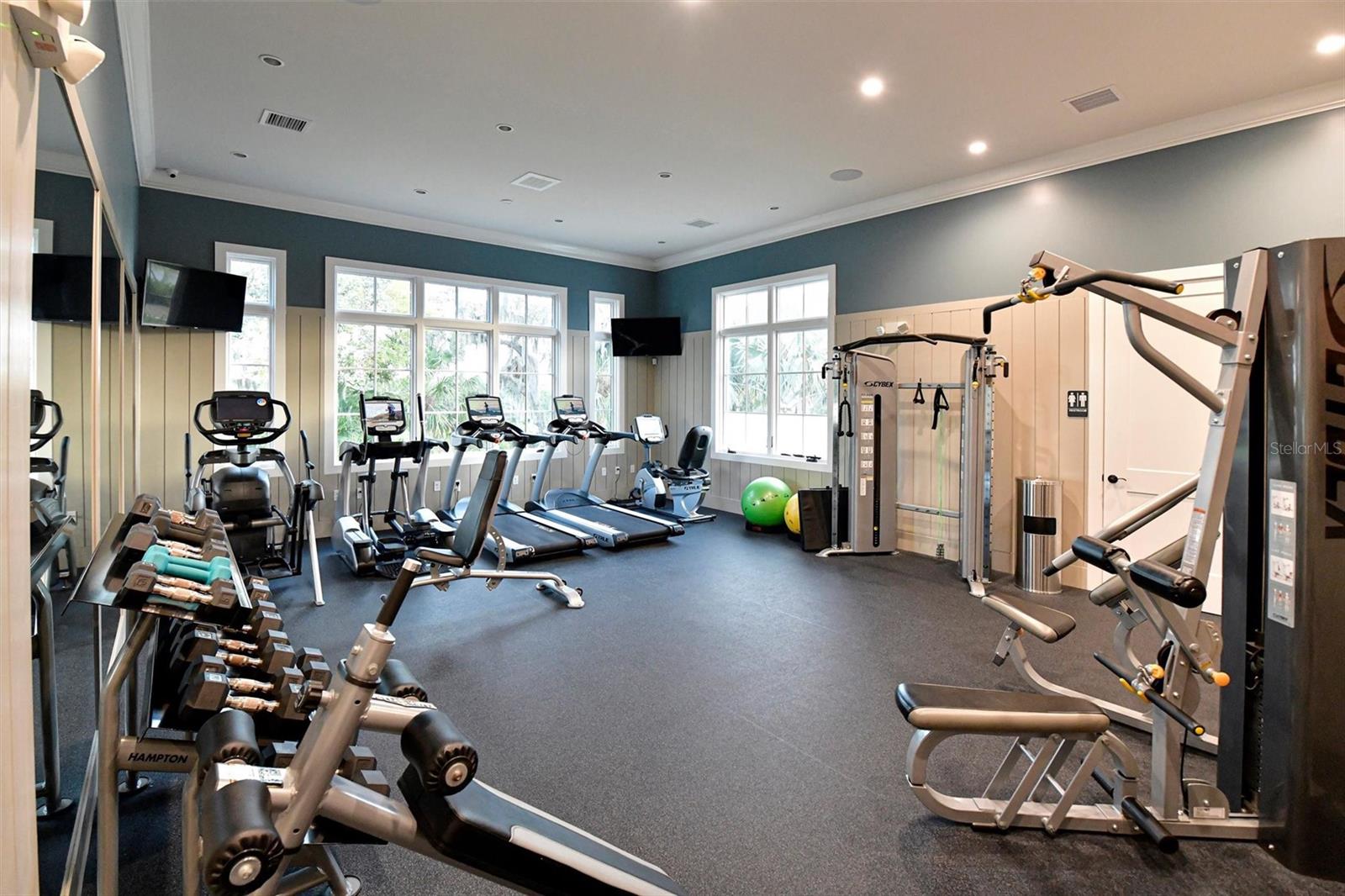 Image 50 of 57 For 11807 Rive Isle Run