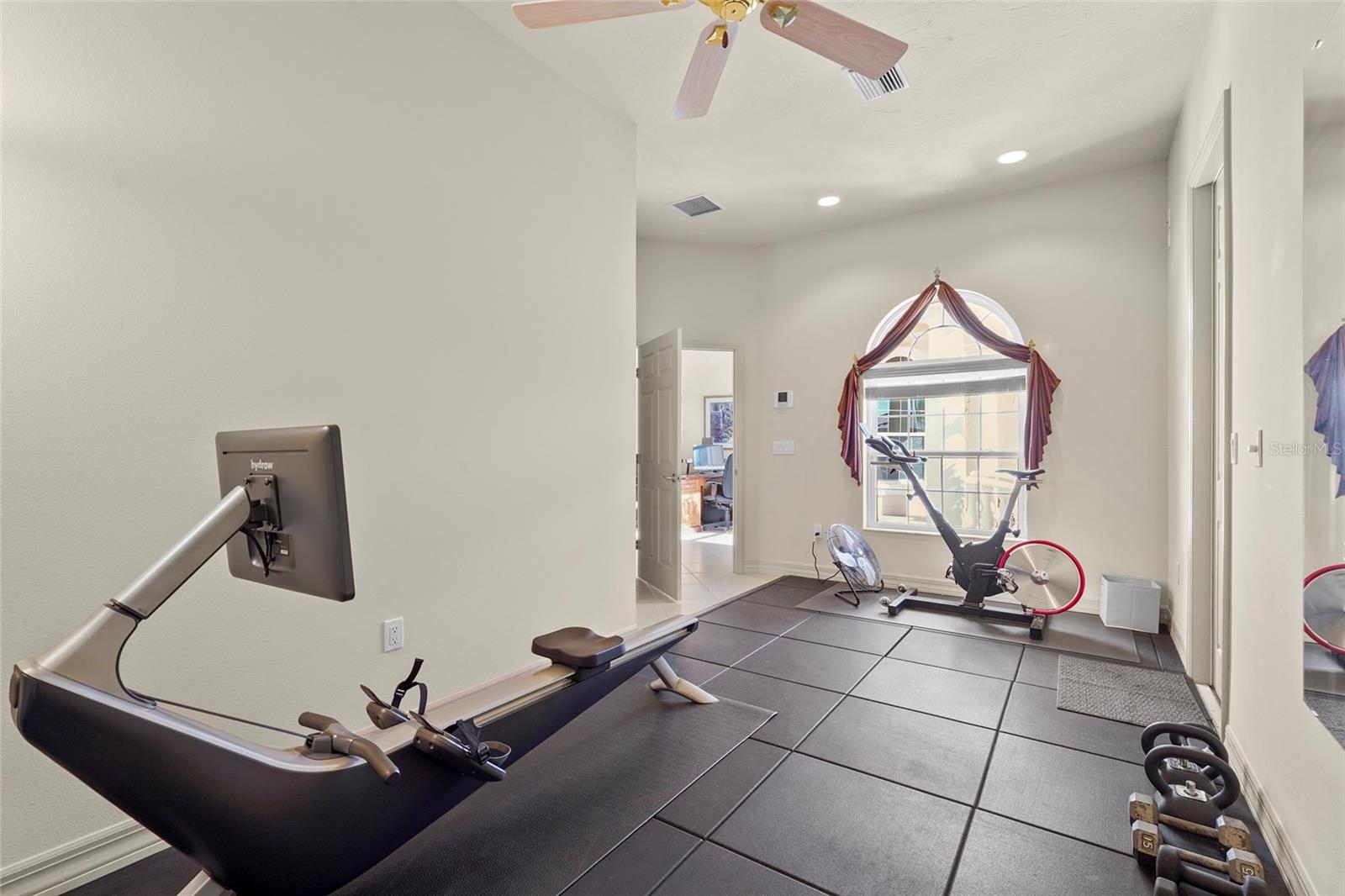 Image 42 of 87 For 6123 9th Avenue Circle Ne