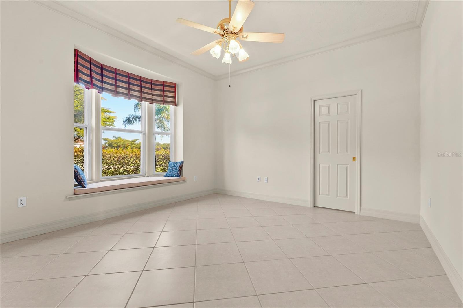 Image 46 of 87 For 6123 9th Avenue Circle Ne