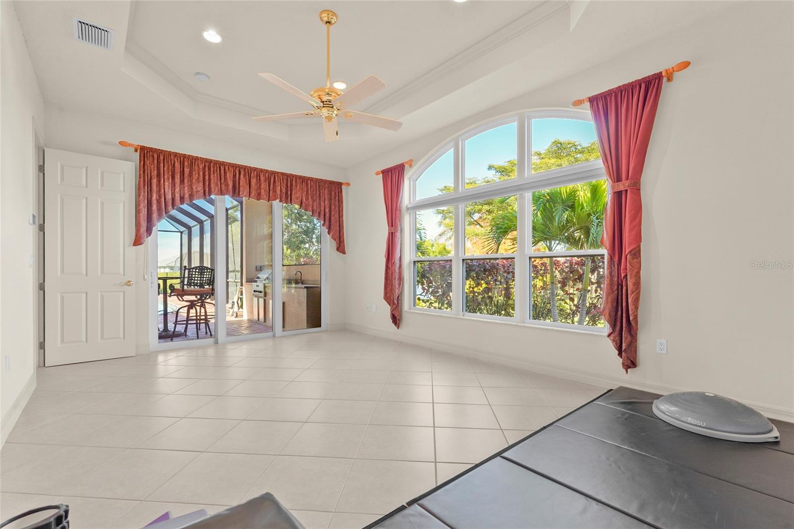 Image 51 of 87 For 6123 9th Avenue Circle Ne