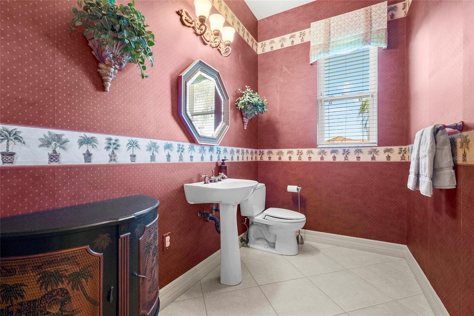 Image 52 of 87 For 6123 9th Avenue Circle Ne