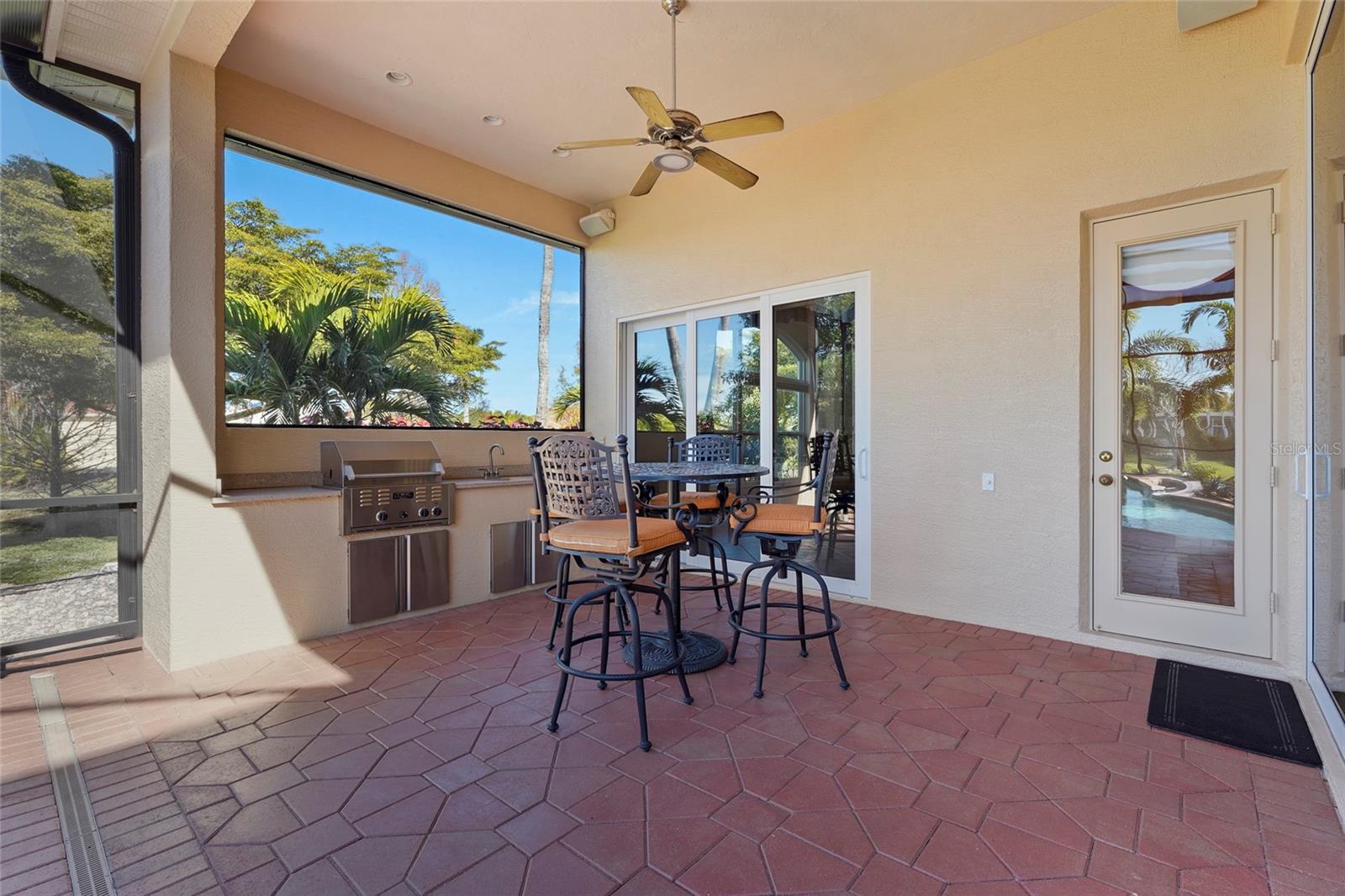 Image 72 of 87 For 6123 9th Avenue Circle Ne