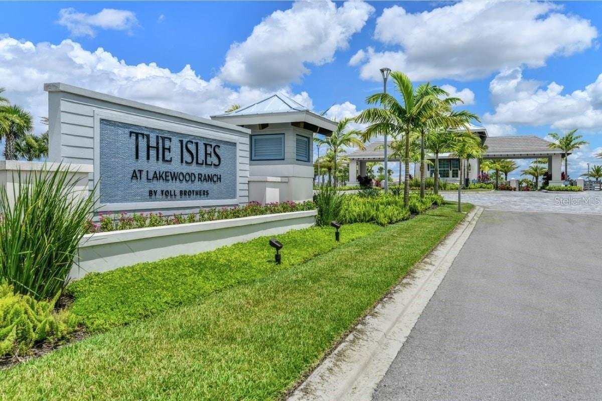 Image 27 of 38 For 8066 Redonda Loop