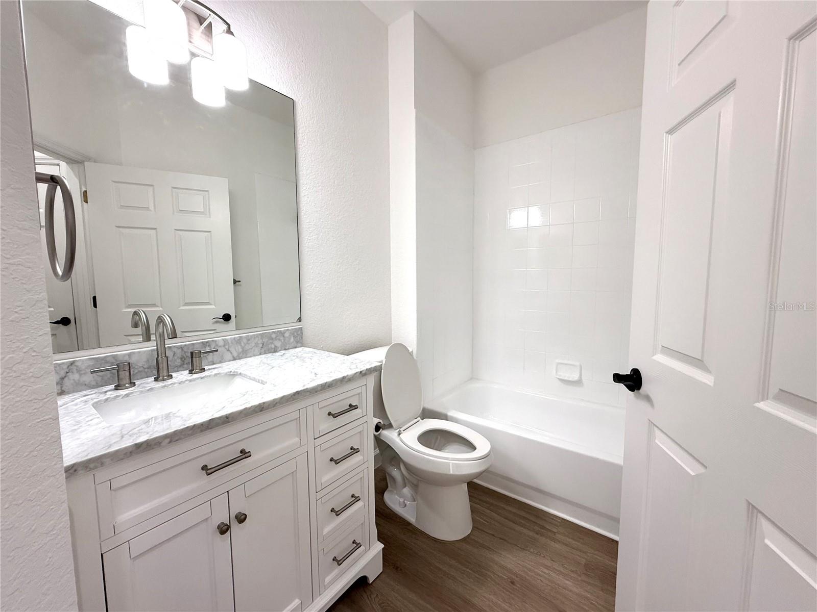 Image 21 of 25 For 4721 1st Avenue E 4721