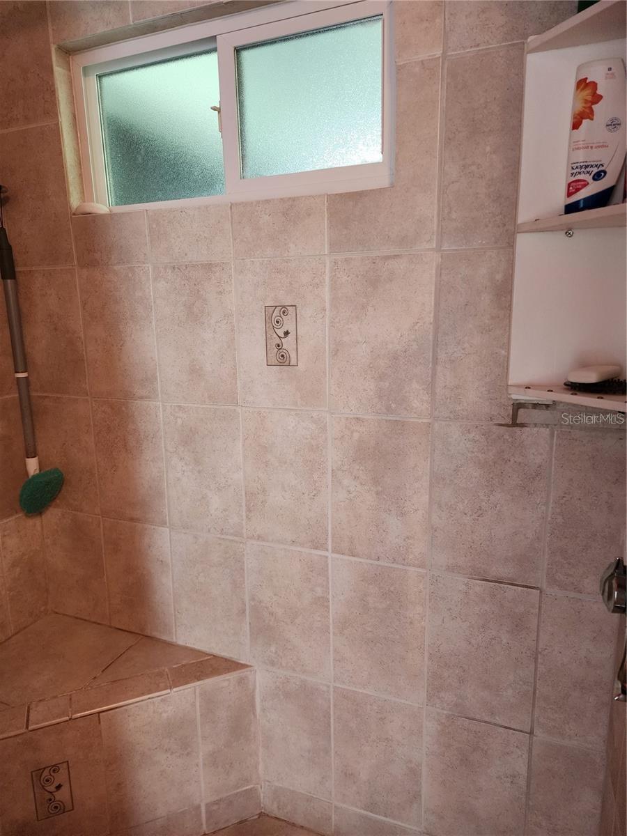 Image 15 of 23 For 1800 Englewood Road 159