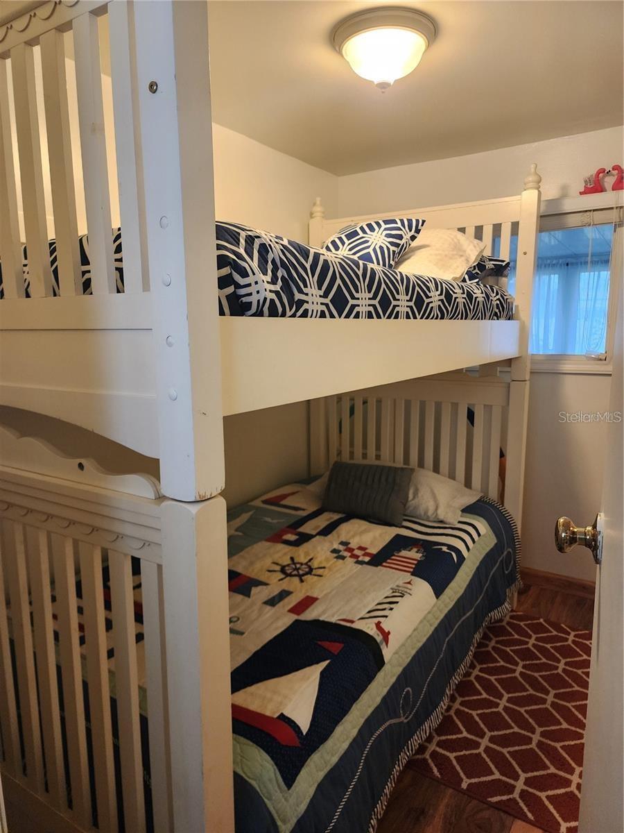 Image 17 of 23 For 1800 Englewood Road 159