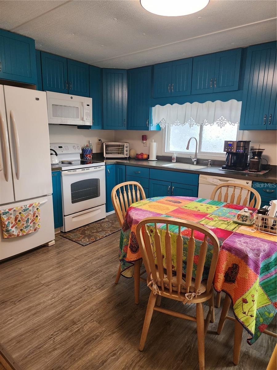 Image 2 of 23 For 1800 Englewood Road 159